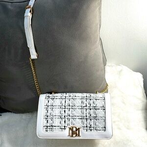 NWT Badgley Mischka Crossbody Wool Tweed with Vegan Leather & Gold Chain